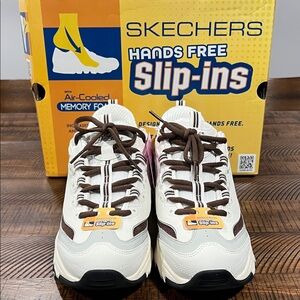 Skechers D’Lites Slip-Ins Cream and Brown Sneakers